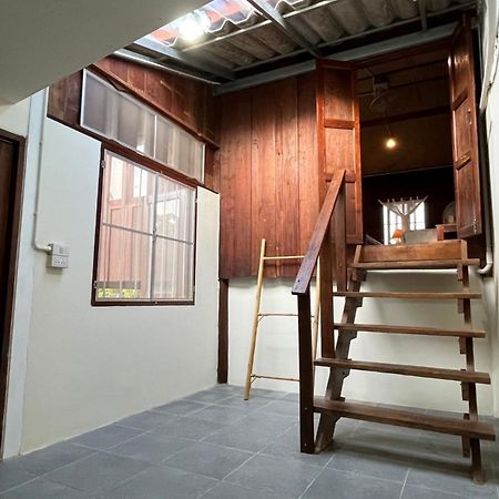 Brown House Chiangdao Hostel Chiang Dao Bagian luar foto