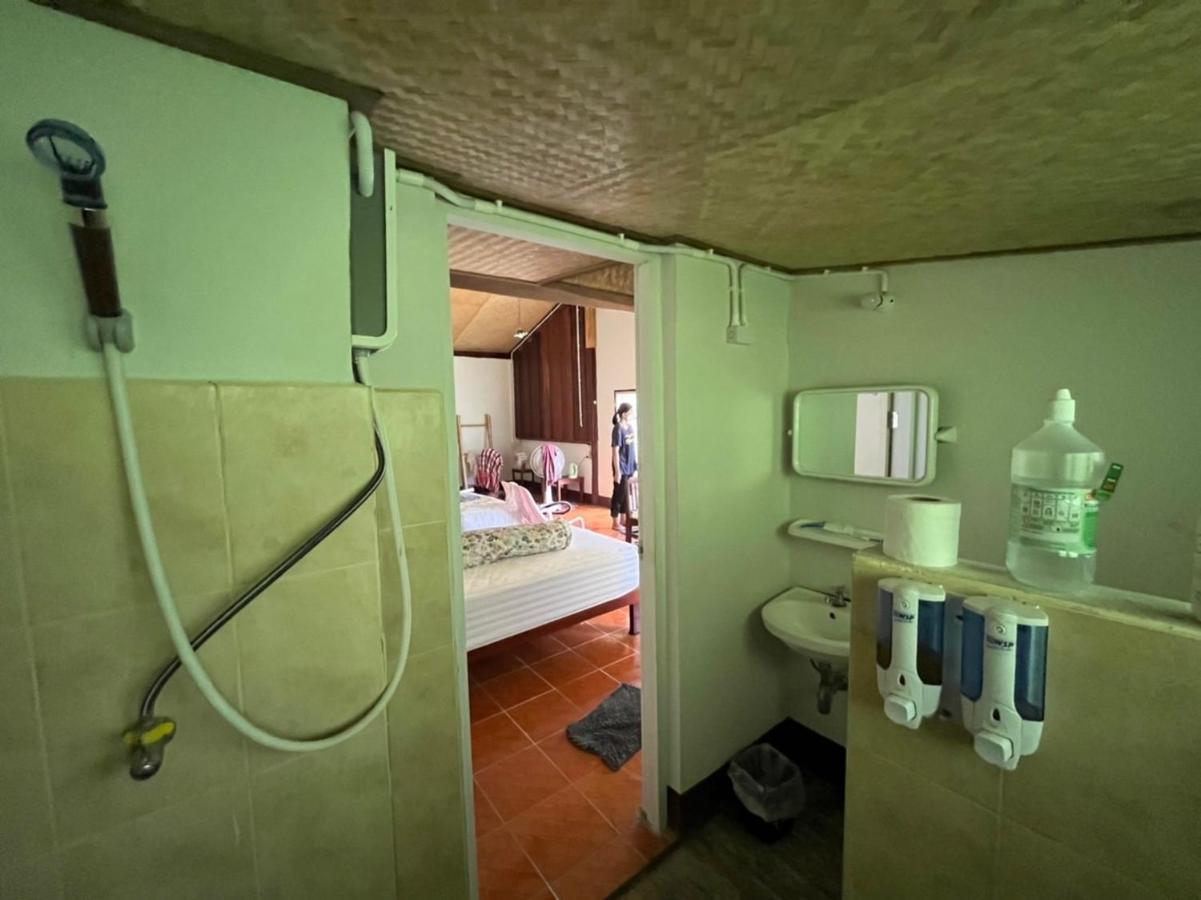Brown House Chiangdao Hostel Chiang Dao Bagian luar foto