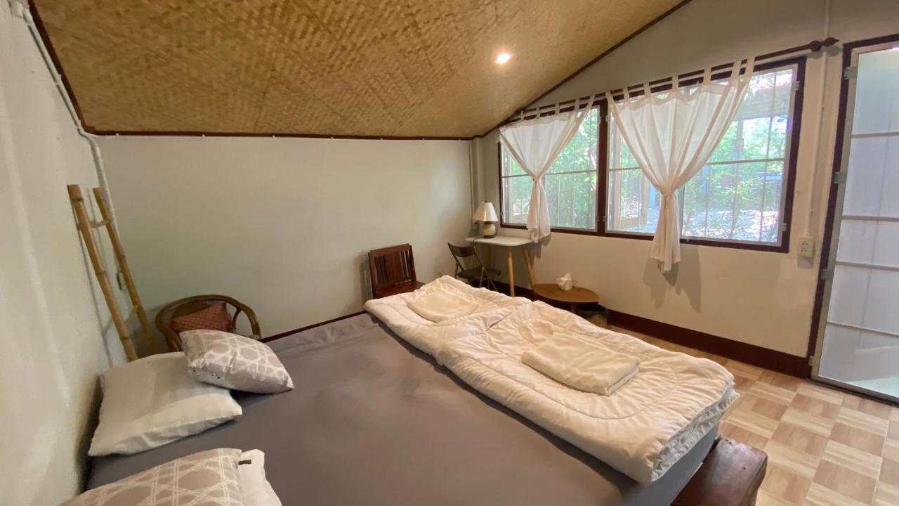 Brown House Chiangdao Hostel Chiang Dao Bagian luar foto
